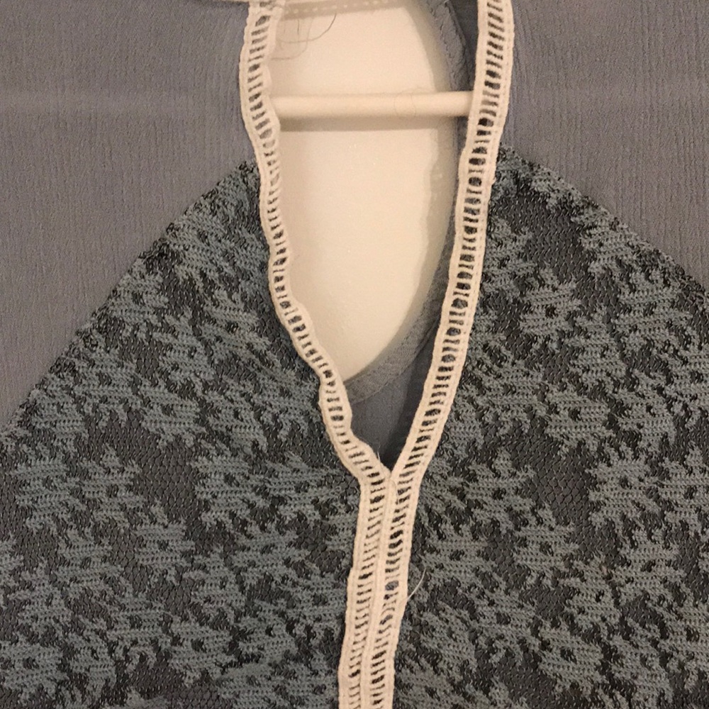 Shirt - Picture 2 of 4